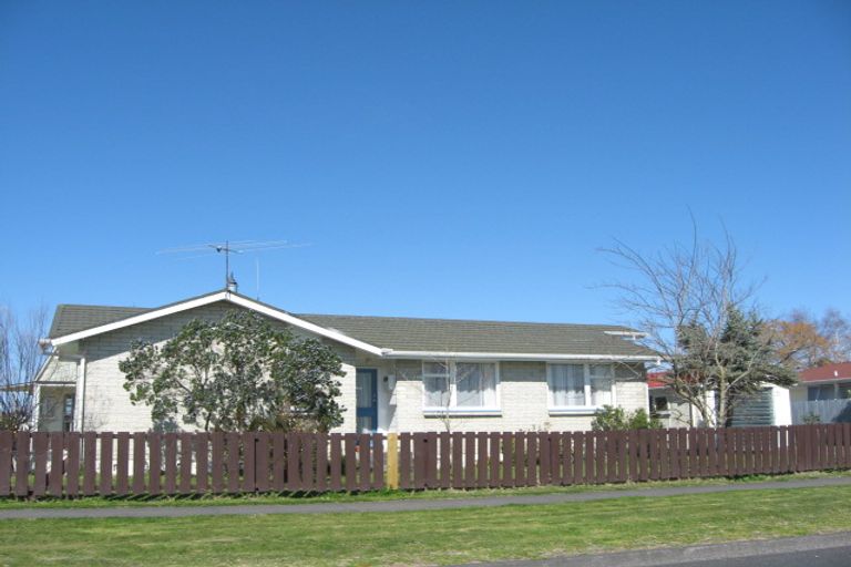 Photo of property in 1 Karaka Street, Wairoa, 4108