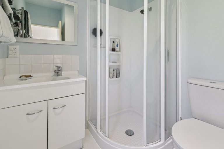 Photo of property in 7 Selkirk Way, Karori, Wellington, 6012