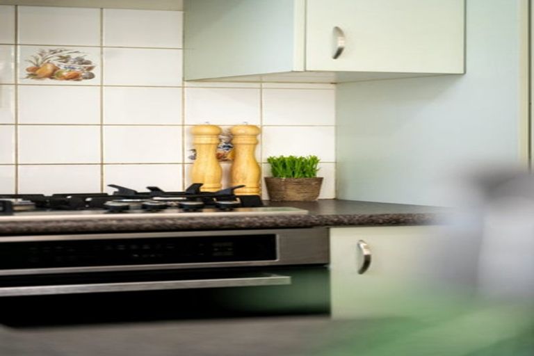 Photo of property in 89 Oakhampton Street, Hornby, Christchurch, 8042