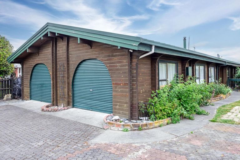 Photo of property in 32 Connolly Street, Geraldine, 7930