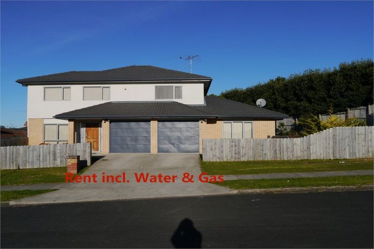 Photo of property in 4 Liscooly Place, Flat Bush, Auckland, 2019