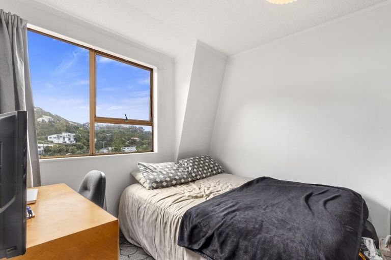 Photo of property in 1 Southern Cross Crescent, Island Bay, Wellington, 6023