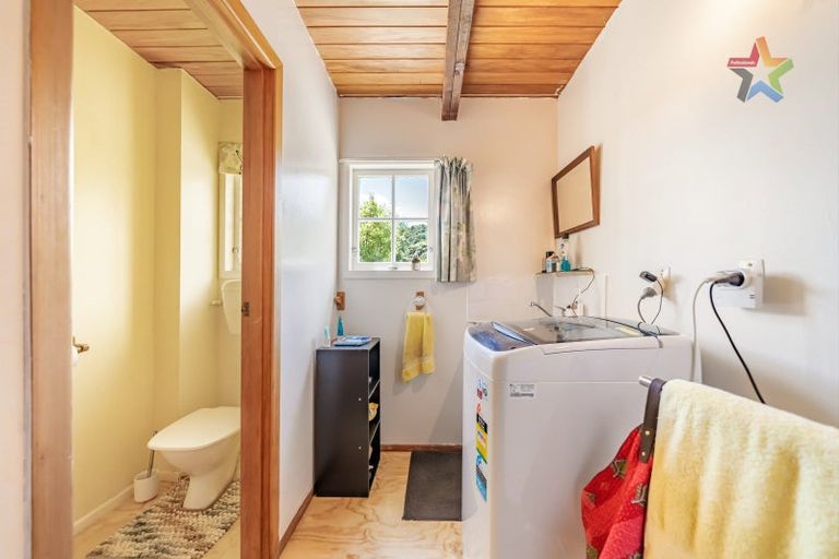 Photo of property in 4 Kerkwall Drive, Naenae, Lower Hutt, 5011