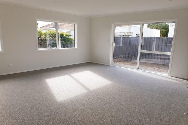 Photo of property in 1 Oliphant Road, Raureka, Hastings, 4120