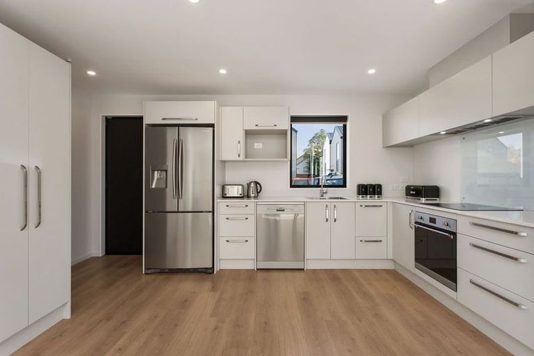 Photo of property in 6/64 Brockworth Place, Riccarton, Christchurch, 8011