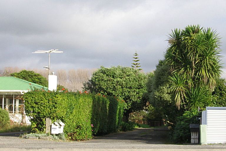 Photo of property in 244a Te Moana Road, Waikanae, 5036