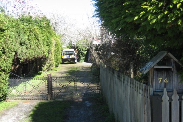 Photo of property in 74 Kuratawhiti Street, Greytown, 5712