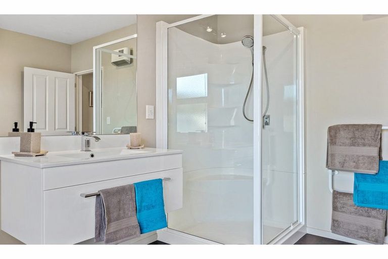 Photo of property in 4 Melville Crescent, Rolleston, 7614