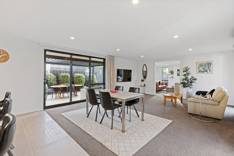 Photo of property in 141 West Belt, Rangiora, 7400