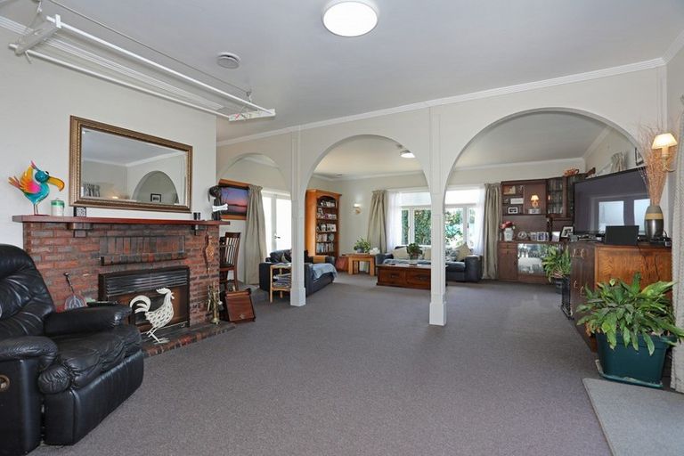 Photo of property in 53 Nga Tawa Road, Marton, 4787