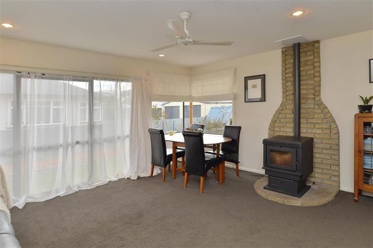 Photo of property in 52 Cridland Street East, Kaiapoi, 7630