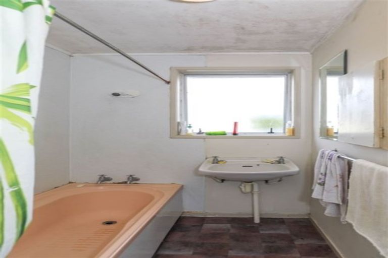 Photo of property in 30 Paki Street, Huntly, 3700