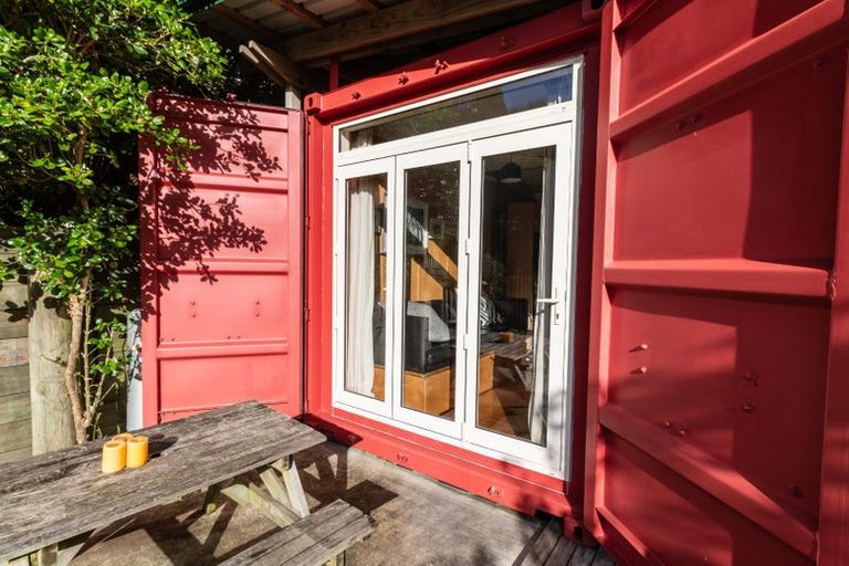 Photo of property in 2a Borlase Street, Brooklyn, Wellington, 6021