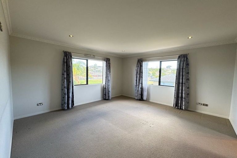 Photo of property in 14a Saralee Drive, Manurewa, Auckland, 2105