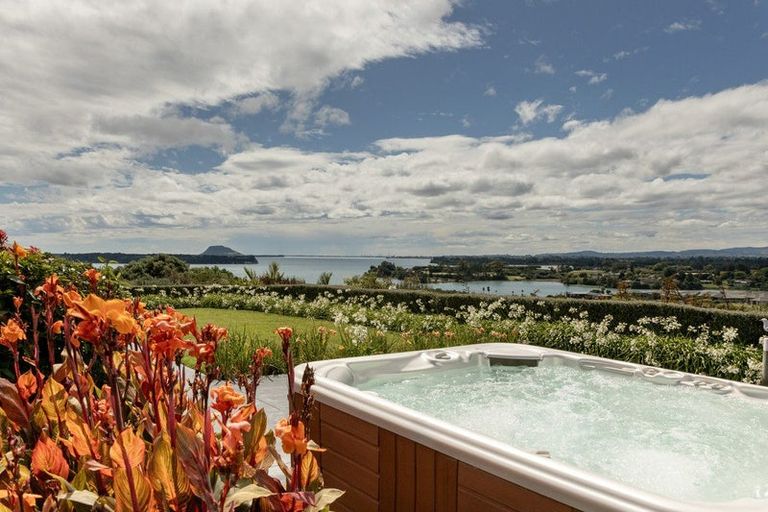 Photo of property in 20 Holyoake Terrace, Omokoroa, 3114