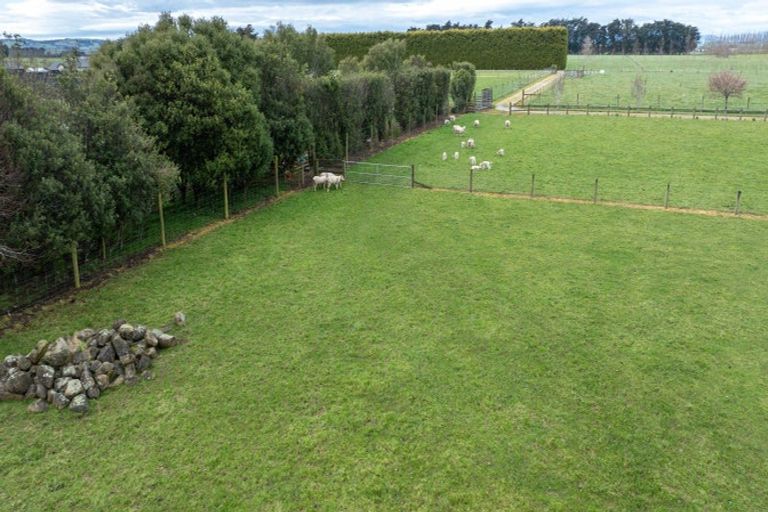 Photo of property in 24 Mckinnon Road, Edendale, Wyndham, 9893