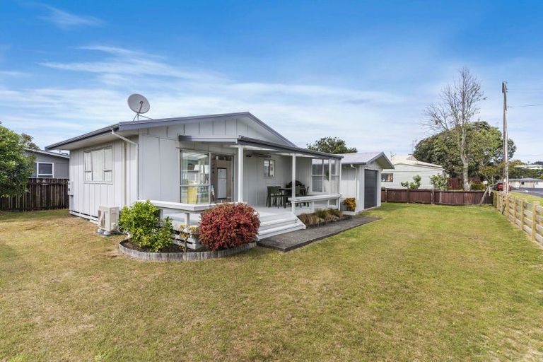 Photo of property in 104 Moa Street, Whangamata, 3620