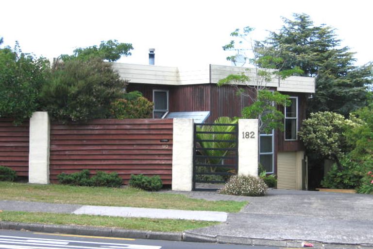 Photo of property in 182 Glamorgan Drive, Torbay, Auckland, 0630