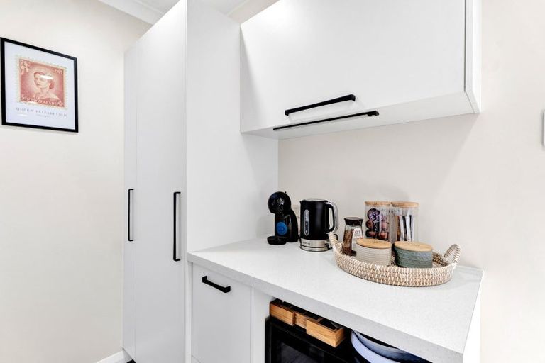 Photo of property in 7 Saxton Road, Upper Vogeltown, New Plymouth, 4310