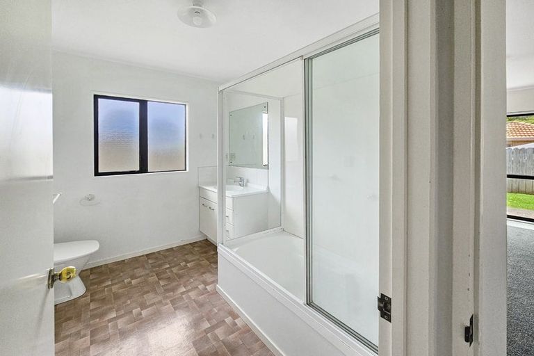 Photo of property in 101 Pooks Road, Ranui, Auckland, 0612