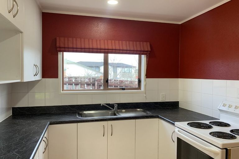 Photo of property in 4/138 Hutchinson Avenue, New Lynn, Auckland, 0600