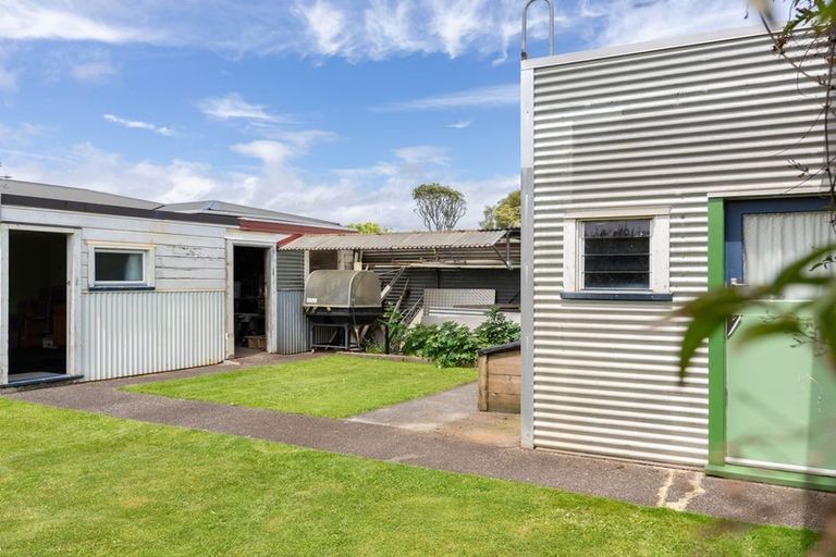 Photo of property in 104 Hall Street, Hokitika, 7810