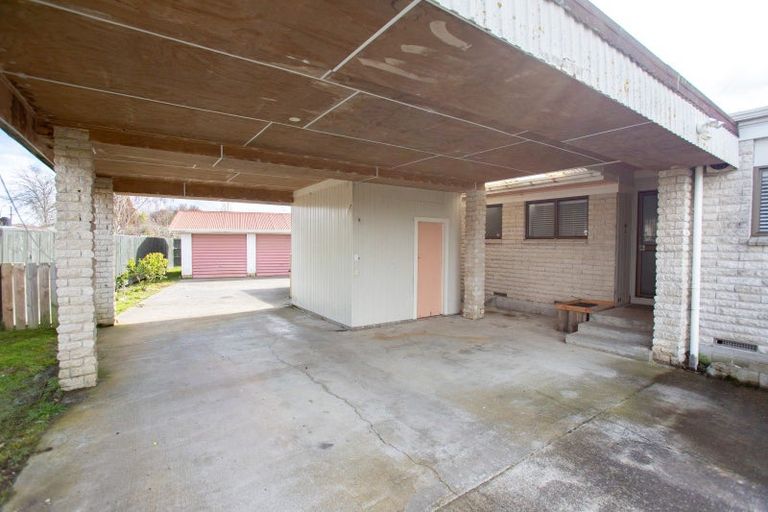 Photo of property in 2 Mcquarrie Place, Ngatea, 3503