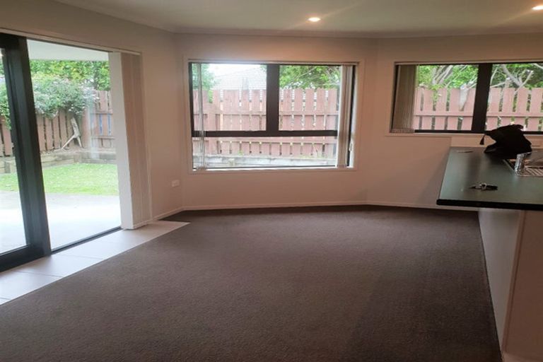 Photo of property in 19a Sandspit Road, Waiuku, 2123