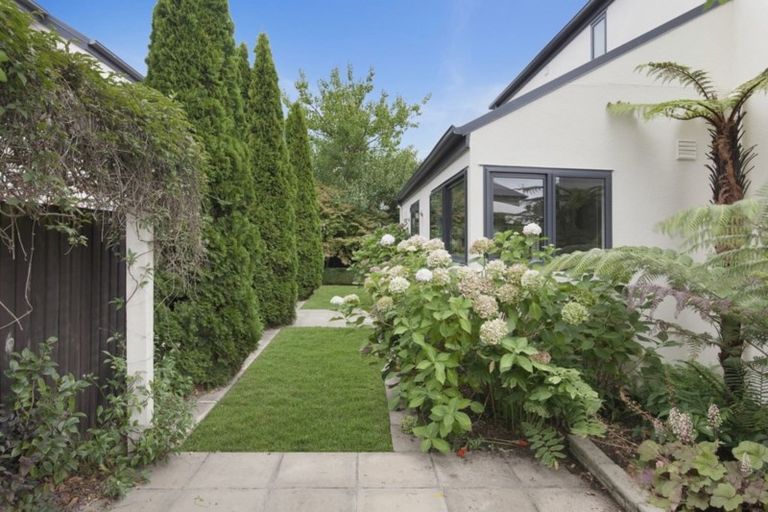 Photo of property in 142a Innes Road, St Albans, Christchurch, 8052