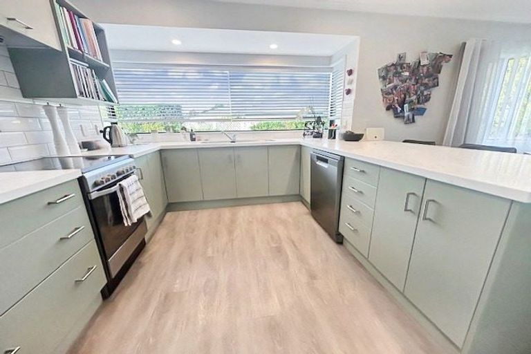 Photo of property in 20 Tudor Grove, Feilding, 4702