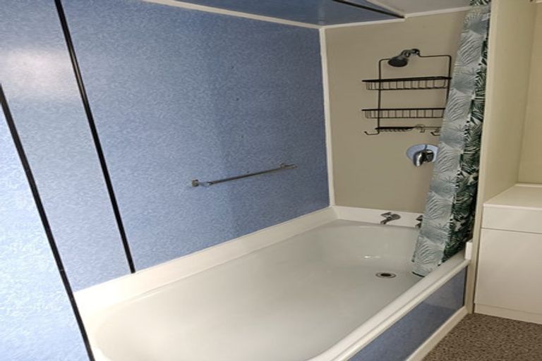 Photo of property in 35 Woodhaugh Street, Woodhaugh, Dunedin, 9010