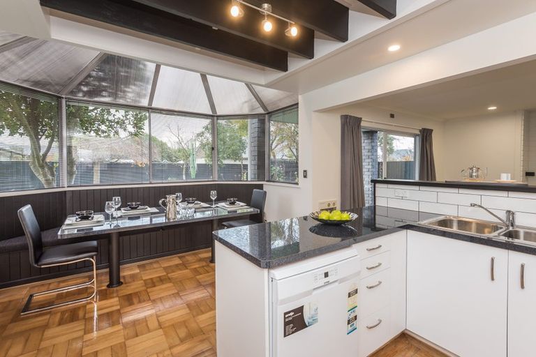 Photo of property in 22 Saint Pauls Place, Burwood, Christchurch, 8083