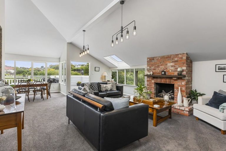 Photo of property in 21 Simla Crescent, Khandallah, Wellington, 6035