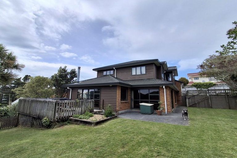 Photo of property in 7 Ridley Green, Churton Park, Wellington, 6037