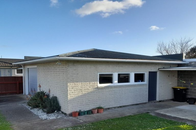 Photo of property in 58 Sherwill Street, Feilding, 4702