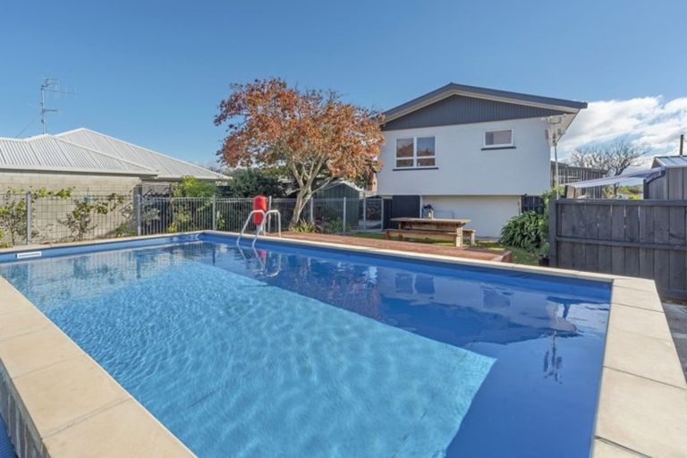 Photo of property in 8 Devon Street, Stoke, Nelson, 7011