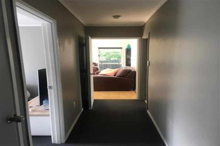 Photo of property in 2/11 Foley Place, Torbay, Auckland, 0632