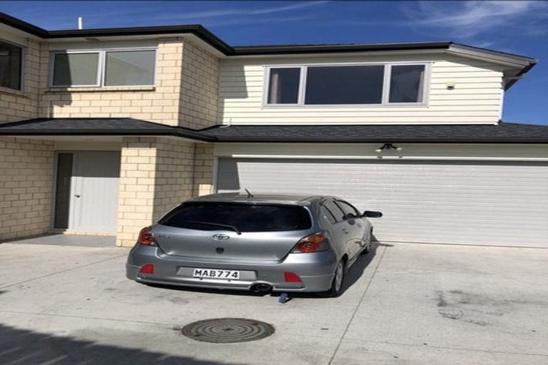 Photo of property in 41 Nimstedt Avenue, Oteha, Auckland, 0632