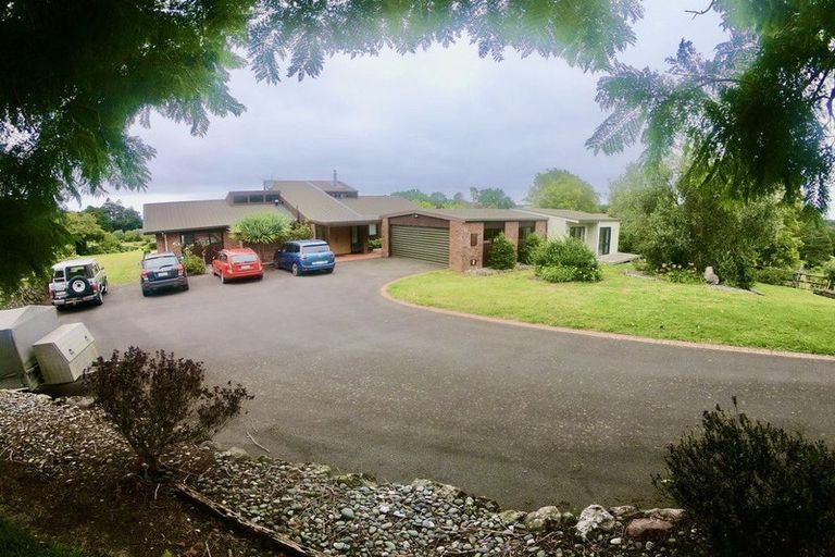 Photo of property in 15 Cemetery Road, Maunu, Whangarei, 0179