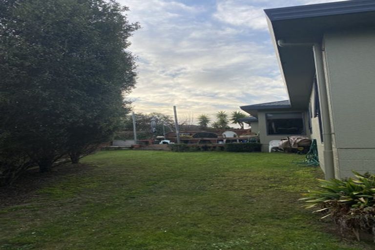 Photo of property in 81 Parnell Heights, Kelvin Grove, Palmerston North, 4414