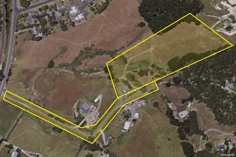 Photo of property in 95 Mangakura Road, Helensville, 0800