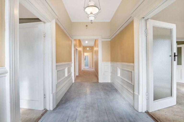 Photo of property in 21 Neidpath Road, The Glen, Dunedin, 9011