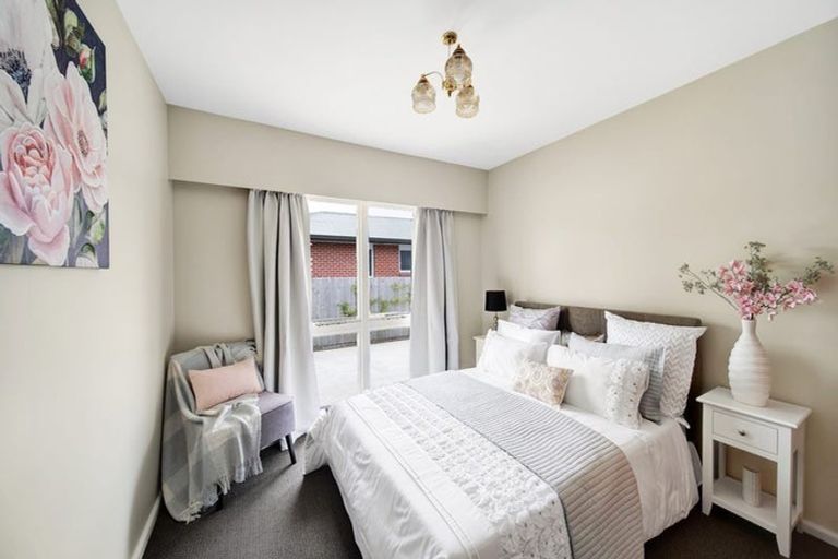 Photo of property in 23 Landsdowne Terrace, Cashmere, Christchurch, 8022