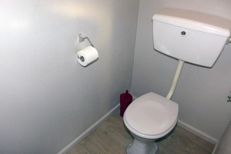 Photo of property in 66 Avondale Road, Taradale, Napier, 4112