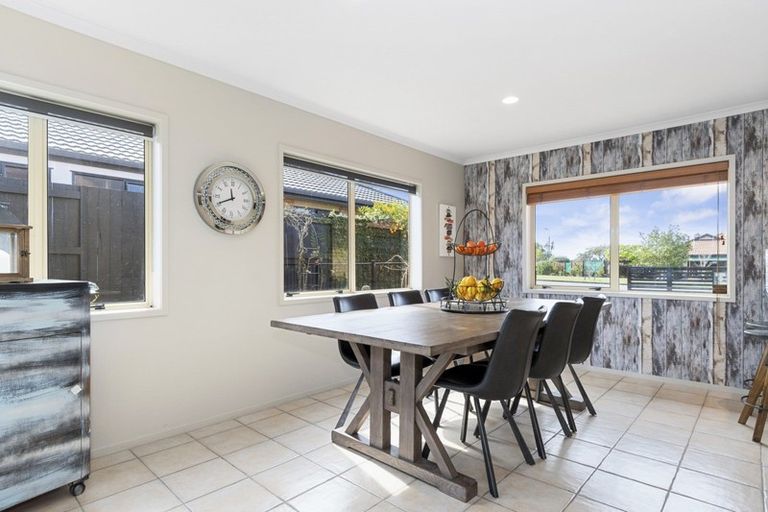 Photo of property in 12 Kestrel Avenue, Welcome Bay, Tauranga, 3112