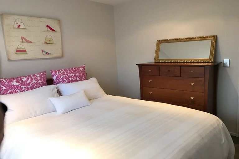Photo of property in 398a Ilam Road, Bryndwr, Christchurch, 8053