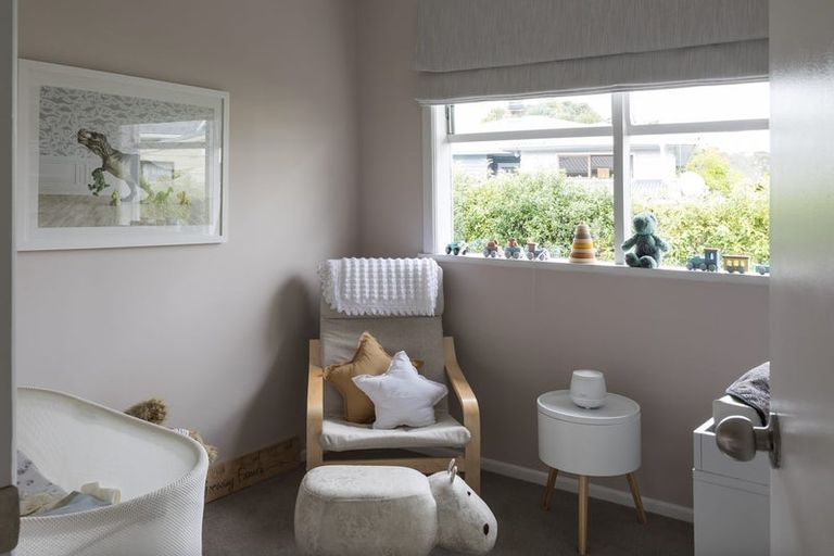 Photo of property in 42b Sherwood Avenue, Te Atatu South, Auckland, 0610