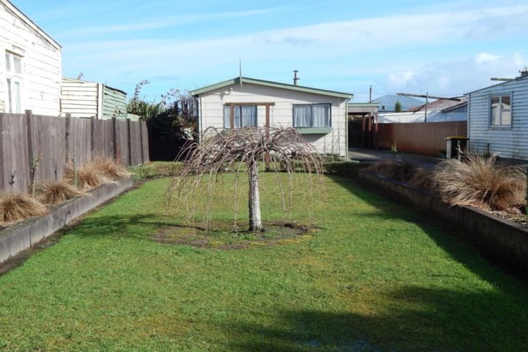 Photo of property in 154 Derby Street, Westport, 7825