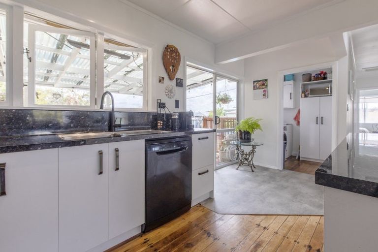 Photo of property in 112 Racecourse Road, Waipukurau, 4200