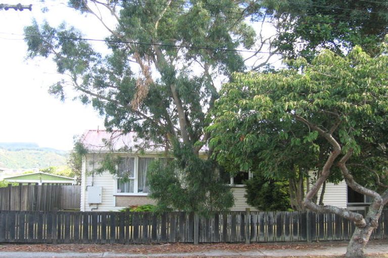 Photo of property in 42 Mary Crescent, Elderslea, Upper Hutt, 5018